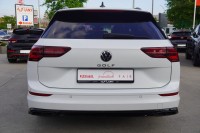 VW Golf VIII Variant 2.0 R-Line DSG