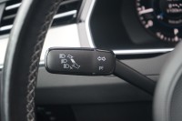 VW Passat Variant 2.0 TSI DSG R-Line 4Motion