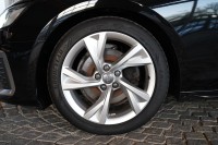 Audi A4 Avant 35 2.0 TDI S line