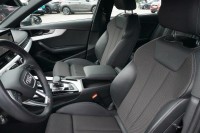 Audi A4 Avant 40 2.0 TDI S-Line