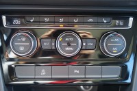 VW Touran 1.5 Highline SHZ Pano