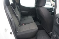 Nissan Navara 2.3 dCi Visia Double Cab 4x4
