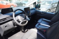 Hyundai Staria 2.2 T-GDI Signature