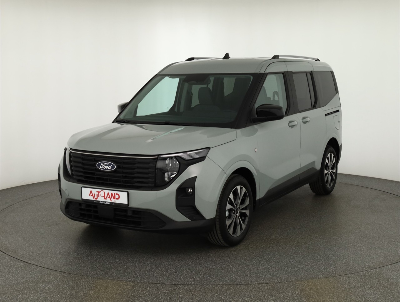 Ford Tourneo Courier Titanium 1.0 EB