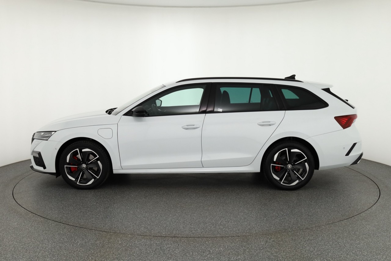 Skoda Octavia Combi 1.4 TSI iV DSG RS