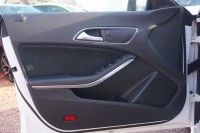 Mercedes-Benz CLA 200 AMG Line