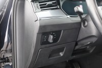 VW Passat Variant 2.0 TSI DSG R-Line