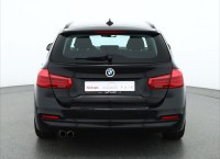 BMW 320 i Touring Advantage