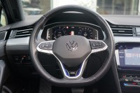 VW Passat Variant GTE