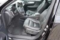 Volvo XC 40 XC40 2.0 Momentum Pro 2WD