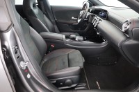 Mercedes-Benz CLA 200 Shooting Brake AMG Line