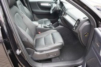 Volvo XC 40 XC40 2.0 Momentum Pro 2WD