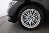 BMW 330 e xDrive Luxury Line