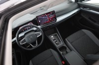 VW Golf VIII Variant 1.5 eTSI Goal