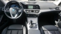 BMW 330 e Advantage