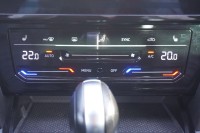 VW Passat Variant 1.5 TSI R-Line DSG