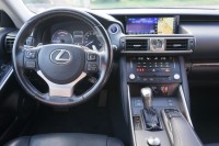 Lexus IS 300 300h Luxury Line