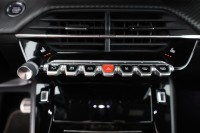 Peugeot 2008 PureTech 130 Aut.