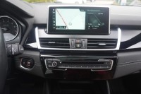 BMW 220 i Luxury Line Aut