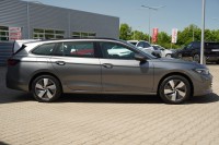 VW Passat Variant 1.5 eTSI DSG
