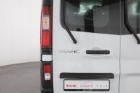 Renault Trafic 2.0 dCi 145 AT