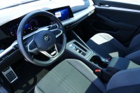 VW Golf VIII Alltrack 2.0 TDI 4M DSG Pano