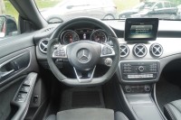 Mercedes-Benz CLA 200 AMG Line