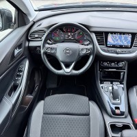Opel Grandland Innovation Plug-in-Hybrid 4