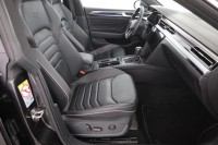VW Arteon SB 2.0 TSI DSG R-Line