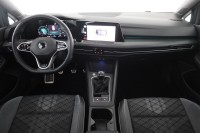 VW Golf VIII 1.5 TSI R-Line