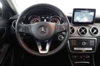 Mercedes-Benz GLA 180 Urban