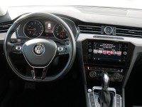 VW Passat Variant 1.5 TSI R-line
