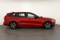 Volvo V60 B4 R Design