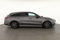 Mercedes-Benz CLA 200 Shooting Brake AMG Line