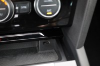 VW Passat Variant 2.0 TSI 4Motion R-Line