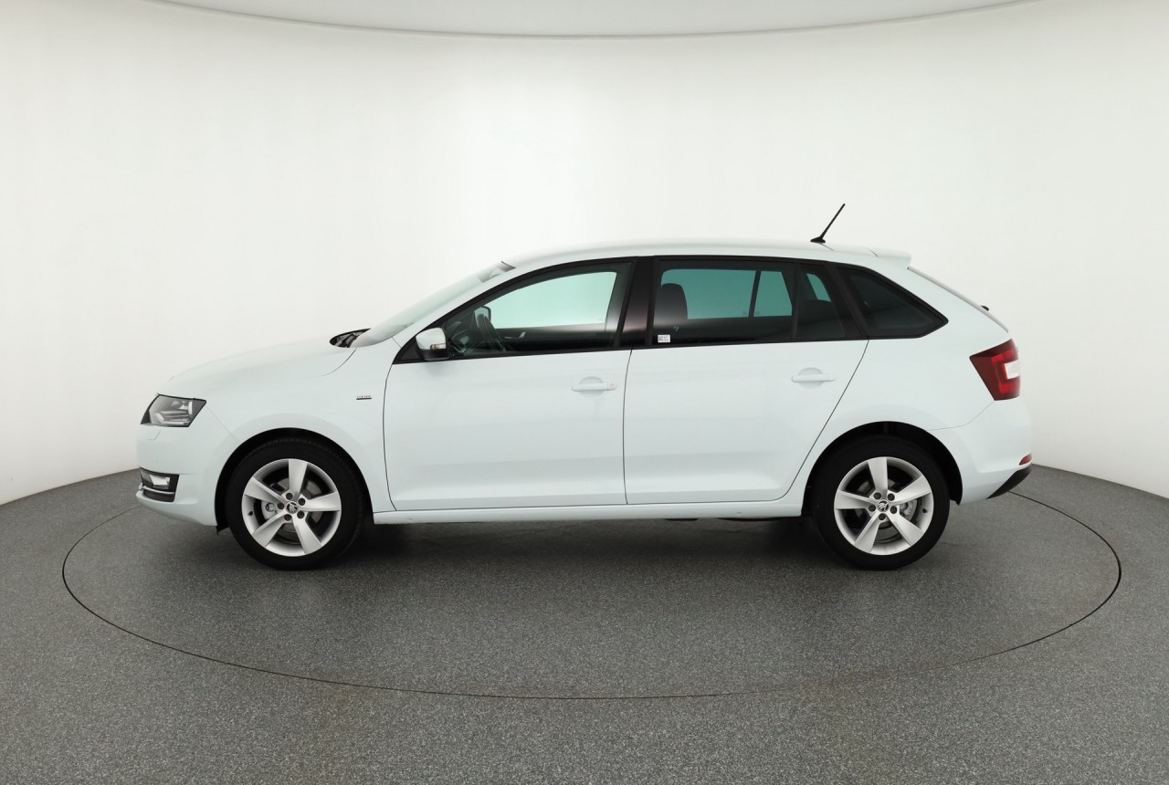 Skoda Rapid 1.0 TSI Clever Spaceback