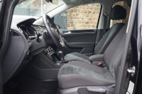VW Touran 1.5 TSI DSG Highline