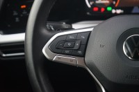 VW Golf VIII Variant 1.5 eTSI DSG