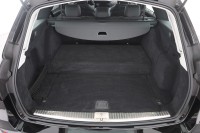 Mercedes-Benz E 300 E300 e T Avantgarde
