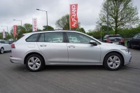 VW Golf VIII Variant Life eTSI