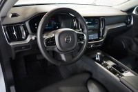 Volvo V60 Kombi 2.0 M-Hybrid Plus Dark