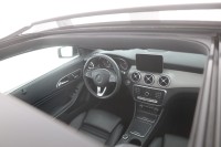 Mercedes-Benz CLA 180 Shooting Brake Urban