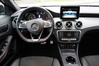 Mercedes-Benz GLA 180 AMG Line