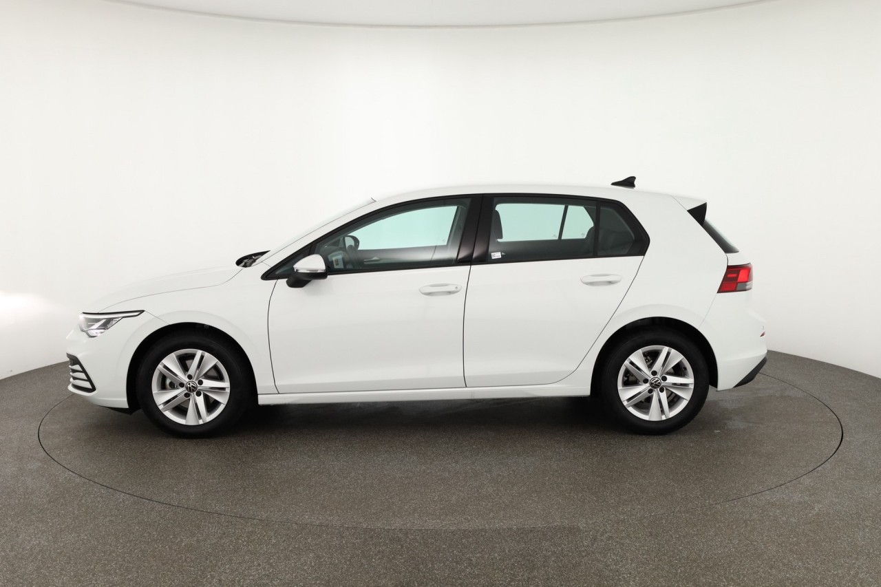 VW Golf VIII 1.0 TSI