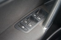 VW Golf VII Variant 1.5 TSI DSG Highline