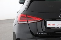 Mercedes-Benz A 250 e AMG Line
