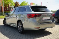 Toyota Avensis Touring 1.8 Premium