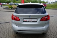 BMW 220 i Sport Line