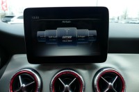 Mercedes-Benz CLA 200 AMG Line