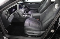 VW Passat Variant R-Line BlackStyle 2.0 TSI 4M DSG